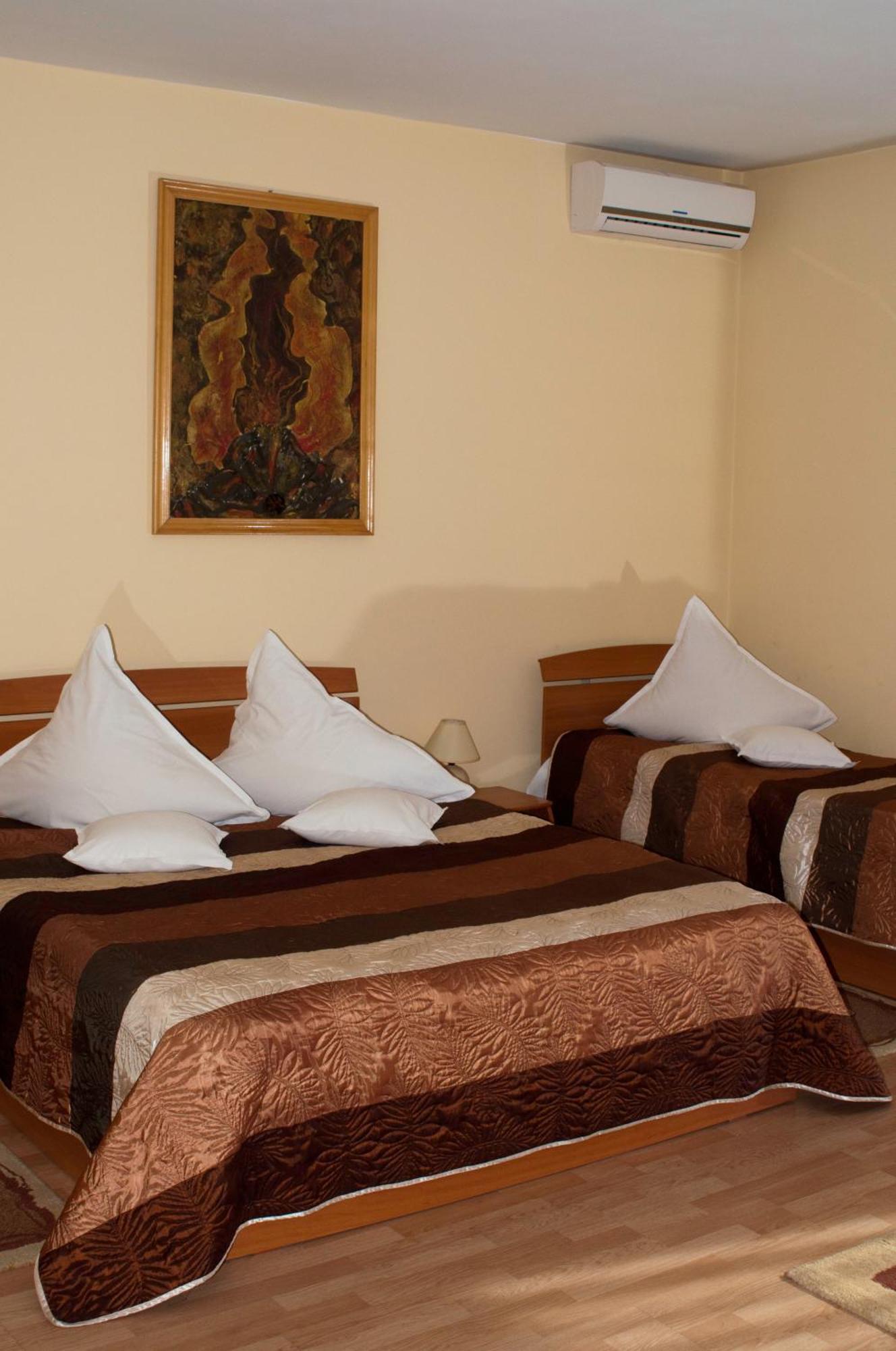 Hotel Delaf